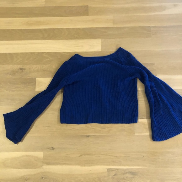 Free People Blue Bell Sleeve Sweater Size M - Picture 3 of 3